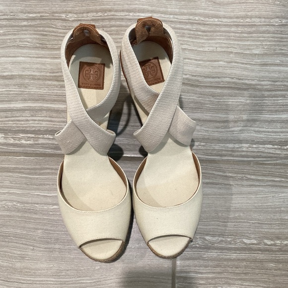 Tory Burch peep toe cork wedge heels ivory NIB espadrille - Picture 3 of 5